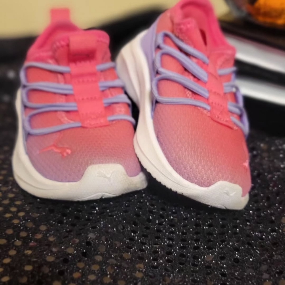 Puma Kids Sneakers in Pink and Purple
